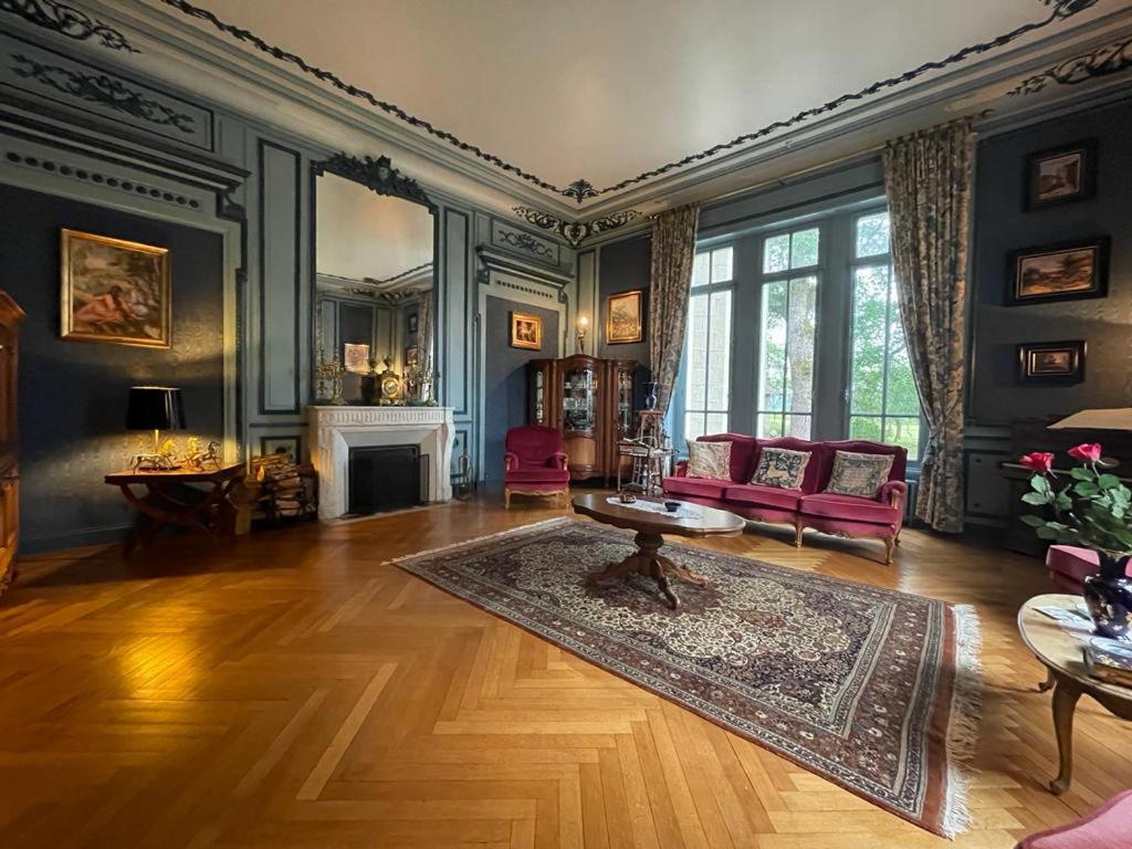 Chateau Maleplane Bed & Breakfast Saint-Leonard-de-Noblat Luaran gambar